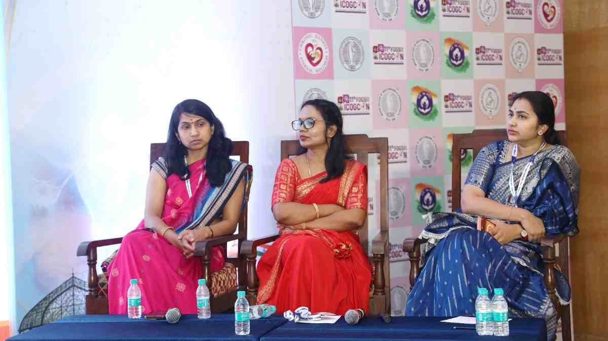 Moderating a panel discussion on how to improve IUI success rate at the FOGSI ICOG conference 2026